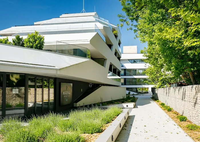 Kenese By Interhome *